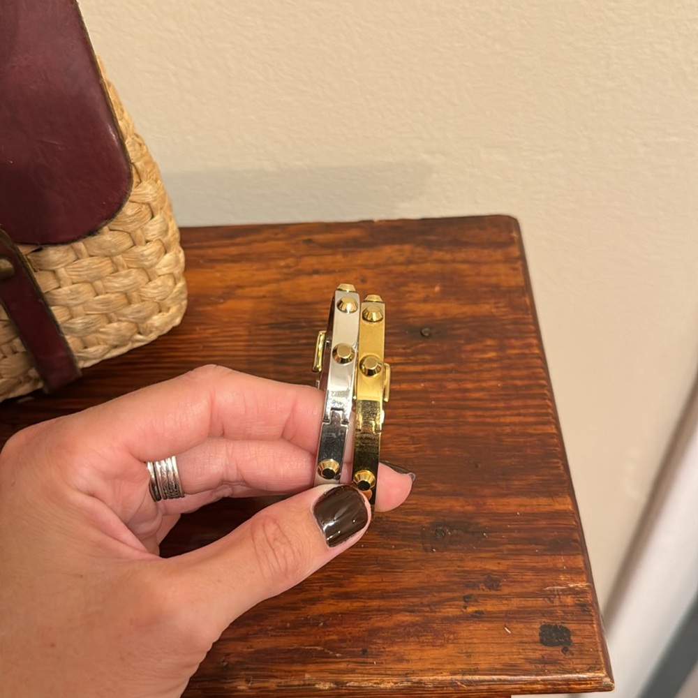 Buckle bracelets - Picture 3 of 8